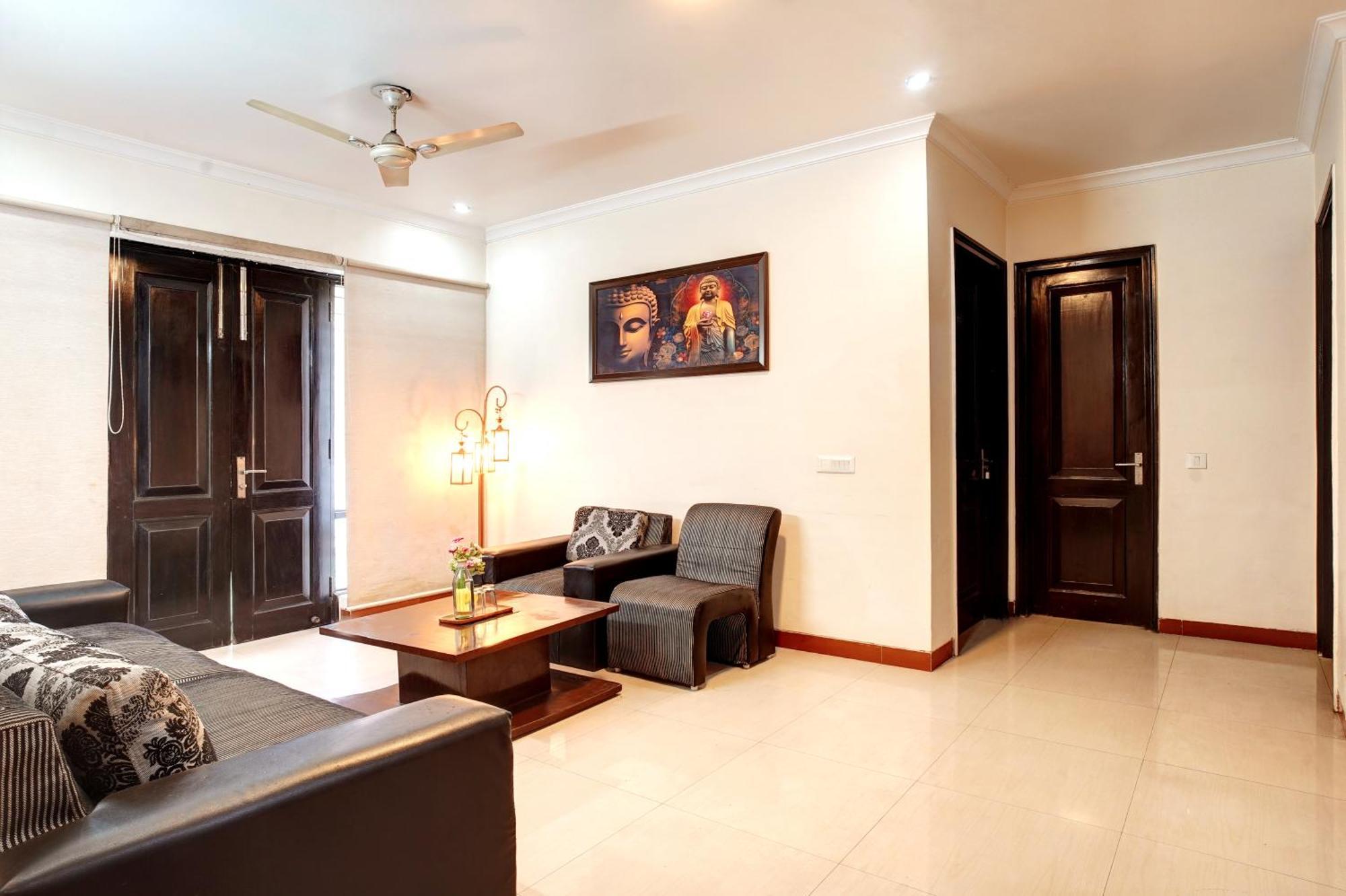 Nexhub Stay - Huda City Centre Gurgaon Exterior foto
